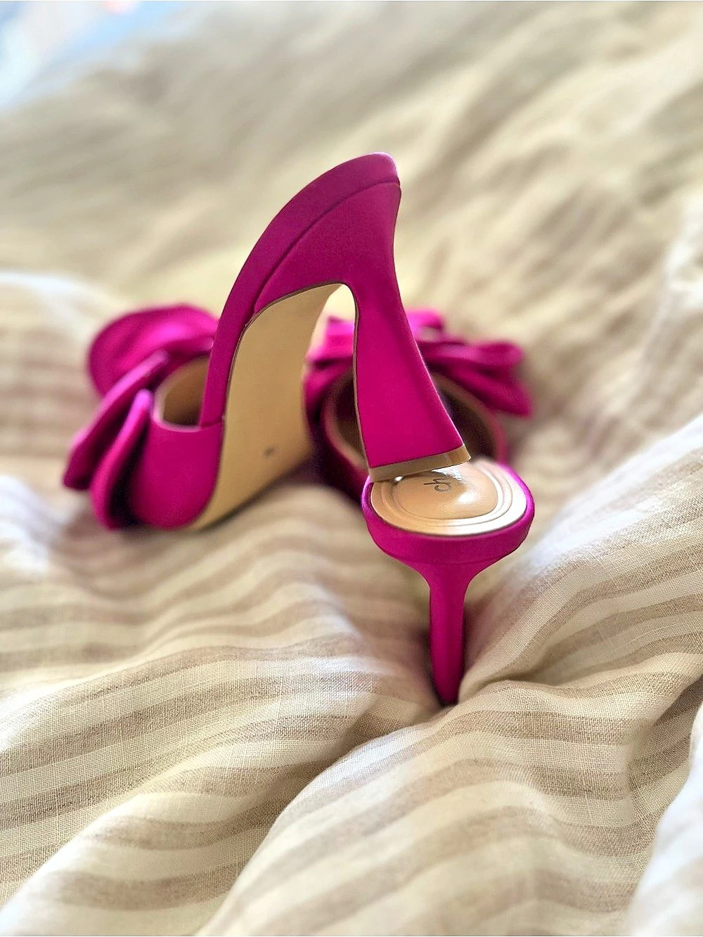 Charles by Charles David Bow Detail Heels in magenta Size US 7 - Picture 3 of 4